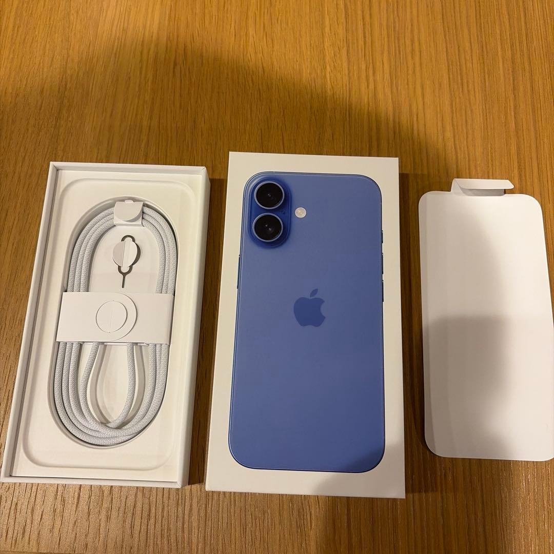 【傷なし/美品】iPhone 16 128GB ウルトラマリン