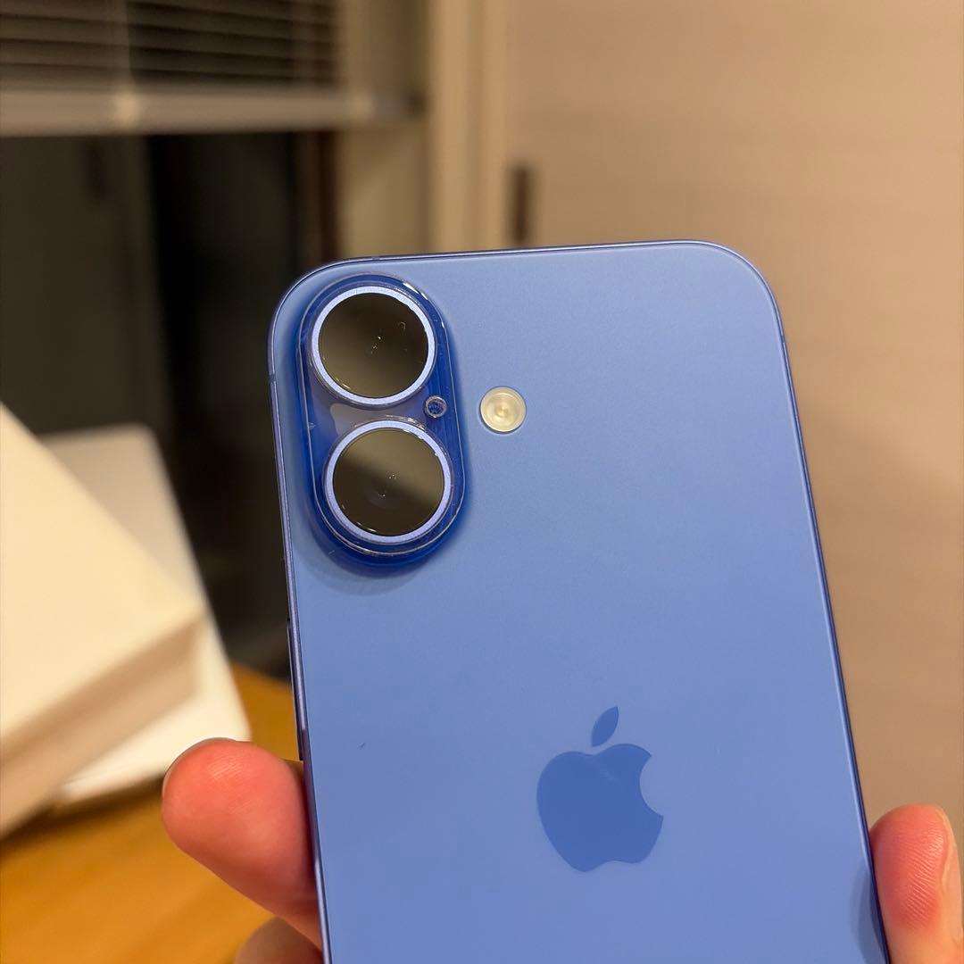 【傷なし/美品】iPhone 16 128GB ウルトラマリン