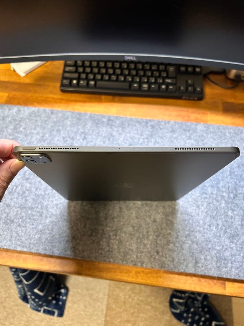 【セット】iPad Pro 12.9 第4世代 純正キーボード SSD 1TB