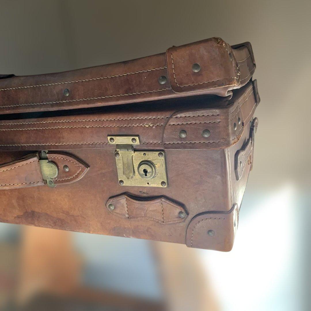 アンティーク/革トランク/重厚/収納ケース/ヴィンテージ/オブジェ/本日限定価格