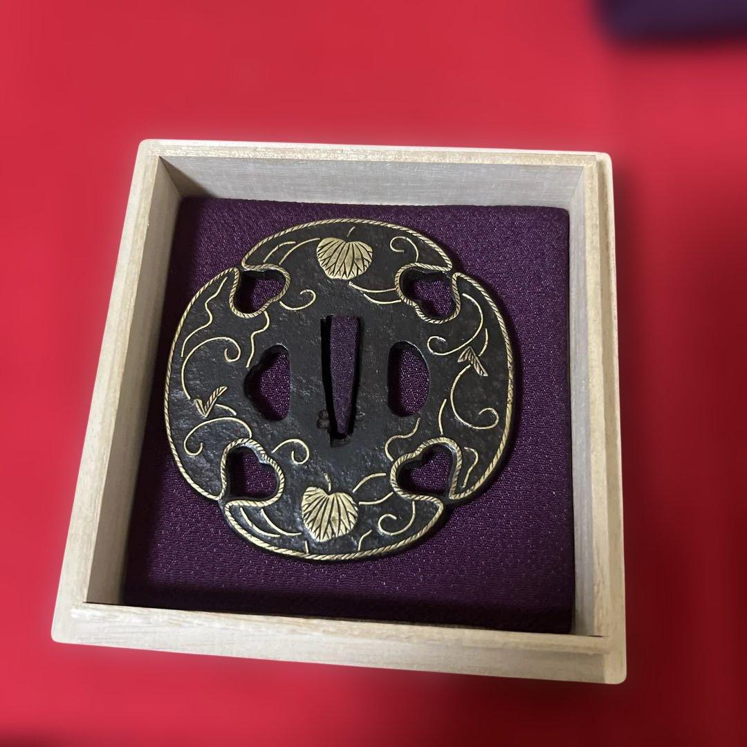 美術品・アンティーク・コレクション 武具 逸品　江戸時代　鉄地　象嵌　鍔