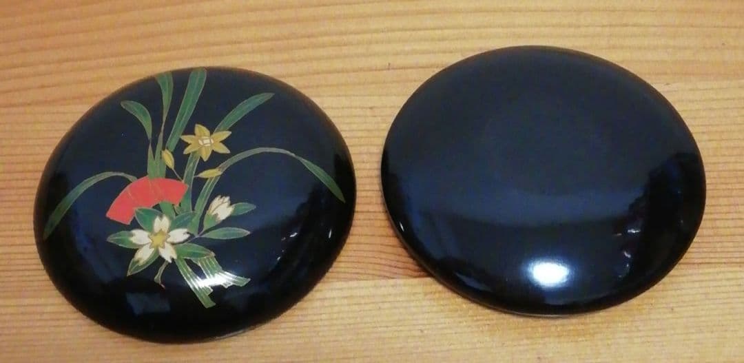 時代　水仙　蒔絵　研出　香合　共箱　仕服付　茶道具