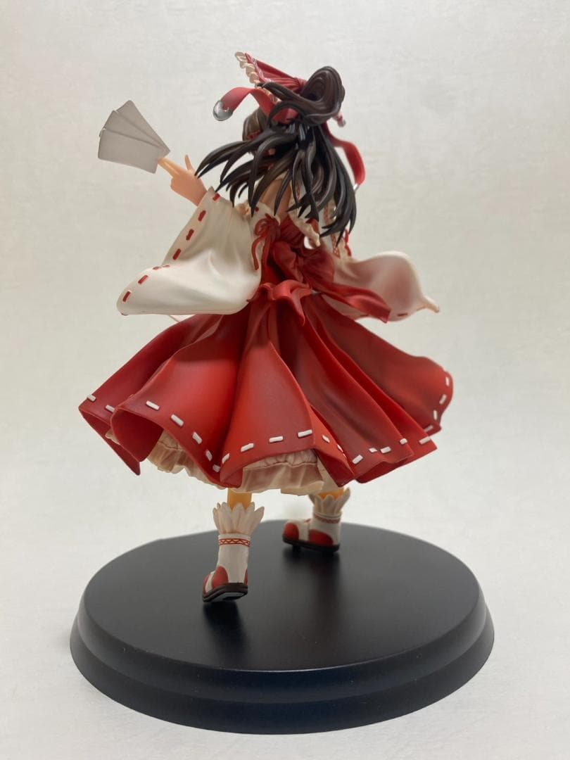 博麗霊夢　～香霖堂ver.～　グリフォンエンタープライズ