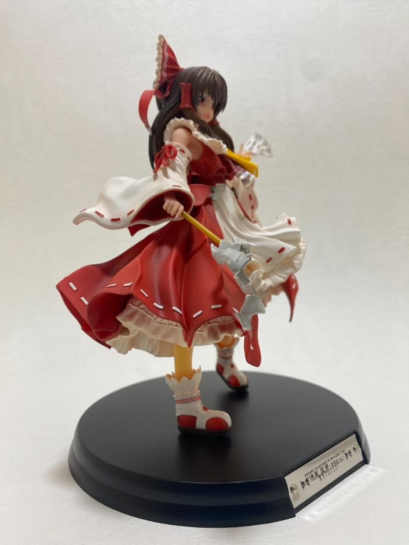 博麗霊夢　～香霖堂ver.～　グリフォンエンタープライズ