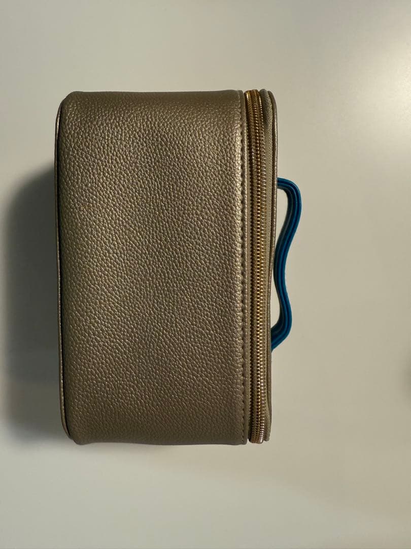 スプリングフラワー　エミレーツ航空　ファーストクラス　アメニティ