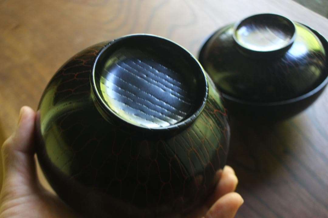 デッドストック！上質黒漆に極上網目蒔絵の映える煮物椀2点（検輪島塗蒔絵椀雑煮椀