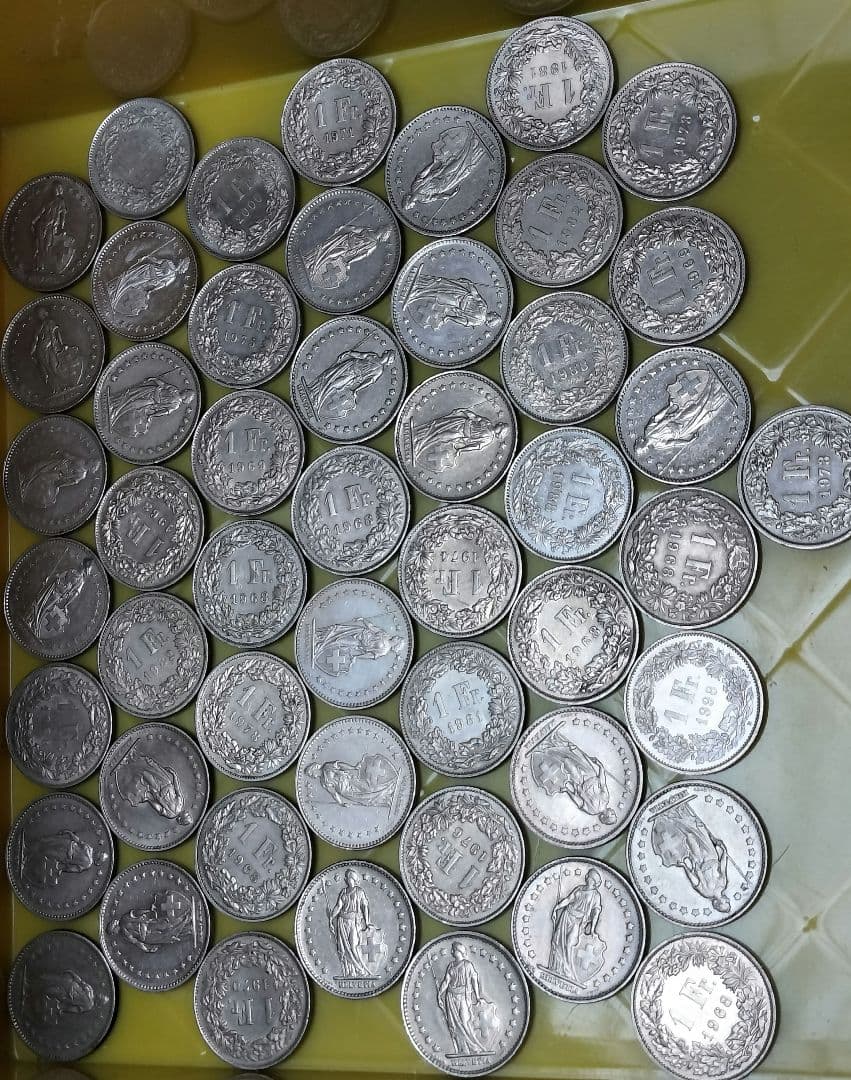 ★Depp★　外国貨幣　スイスフラン：150CHF　ユーロ　：25EUR