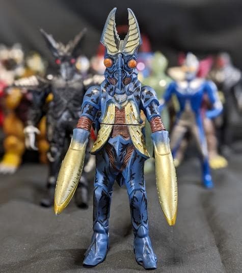 ウルトラマンコスモス＆登場怪獣・宇宙人（バンダイ）ソフビ１７体セット