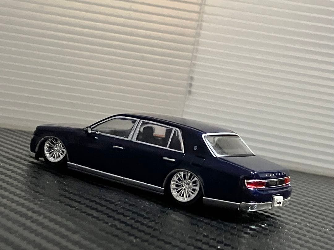 センチュリー　1/64 改造　シャコタン 紺色