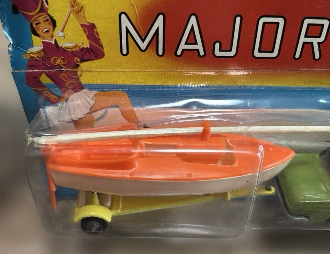 マジョレット メルセデスベンツ