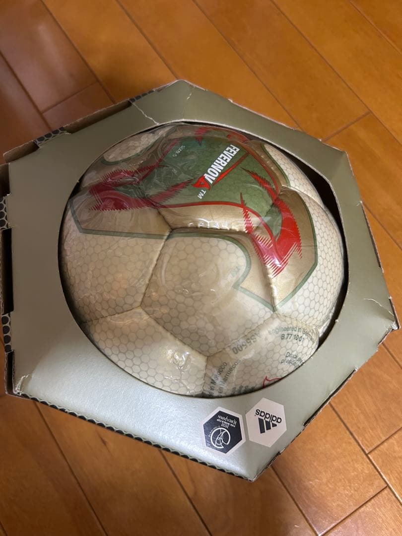 新品未使用　FIFAワールドカップ2002公式試合用ボール Fevernova