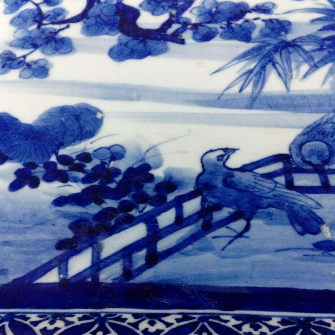 江戸時代武家旧家蔵出阿波淡路國染め付け四方変形３２✕２８綺麗な図柄角傷直しあり。