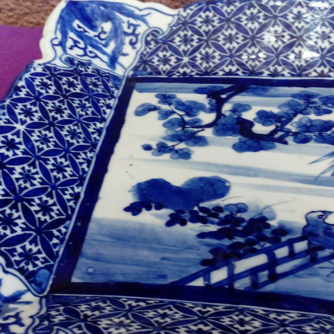 江戸時代武家旧家蔵出阿波淡路國染め付け四方変形３２✕２８綺麗な図柄角傷直しあり。