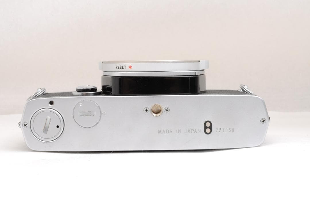 フィルムカメラ OLYMPUS OM-2N + 50mm f/1.8 + 200mm f/4