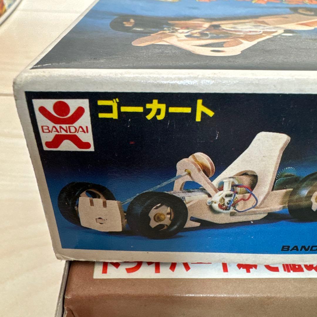 バンダイ　レア　絶版　プラモデルセット　おまけ付き