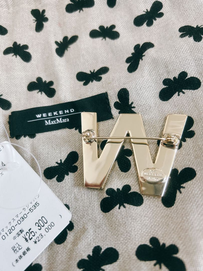 新品未使用MaxMaraブローチW