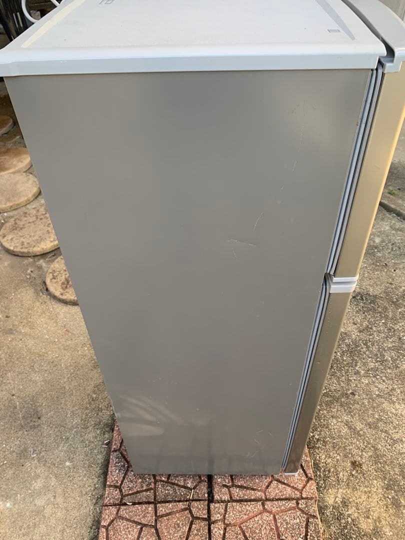 福岡市内配達無料　シャープ　2ドア冷蔵庫　単身サイズ　2019年