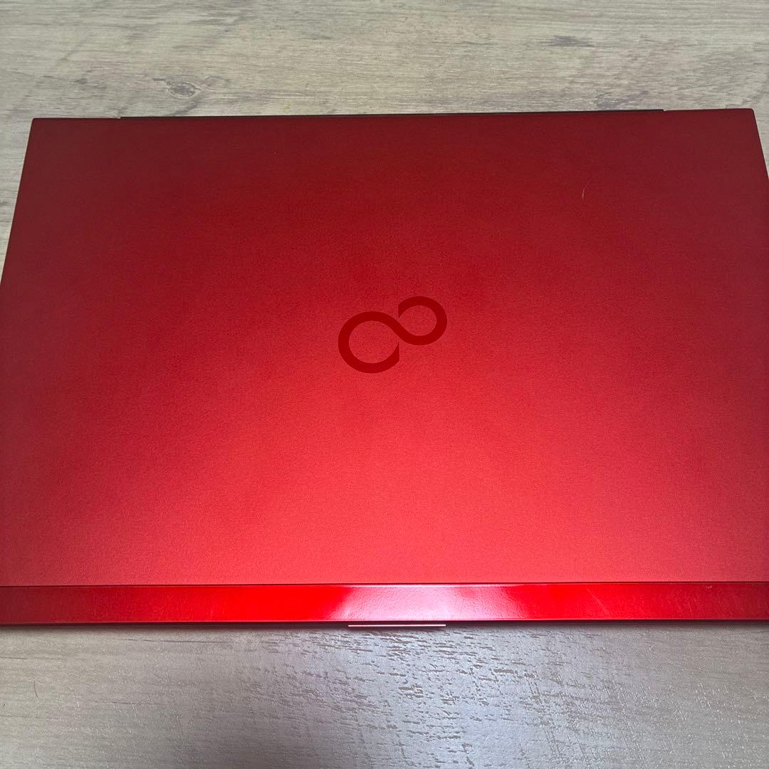 富士通　LIFEBOOK UH75/B3