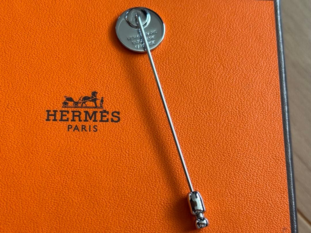 エルメス　ピンブローチ