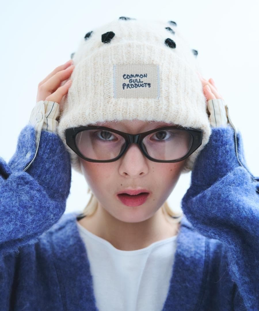 入手困難 新品未使用 コモンガルプロダクツ 記憶の中のガルニット帽弟子 ホワイト