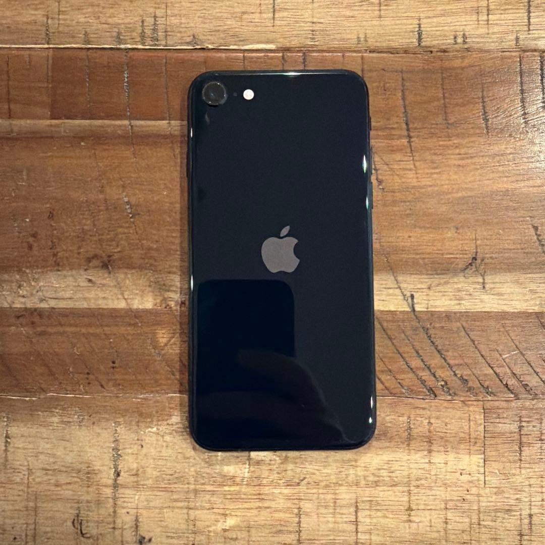 iPhone SE3 256gb SIMフリー
