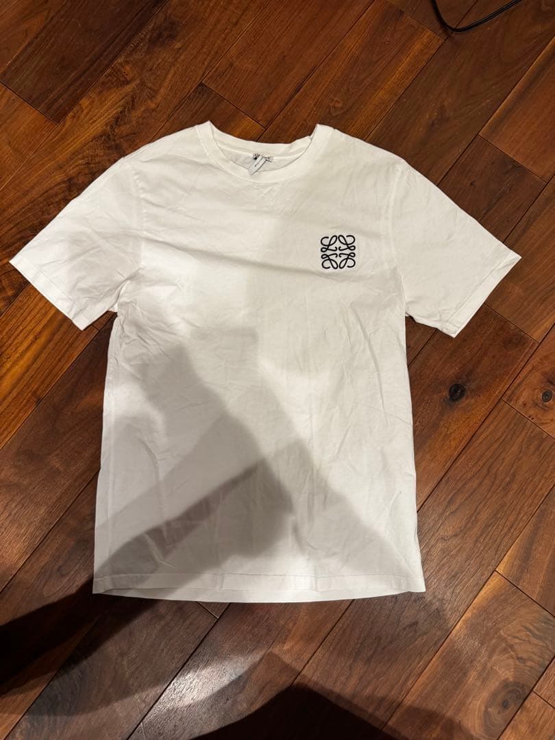 LOEWE Tシャツ ホワイト 黒色刺繍ロゴ