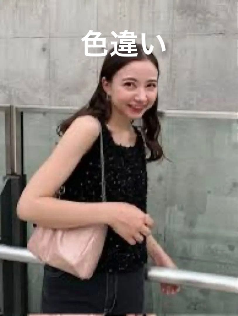 さ*や様 Rちゃん着用 snidelスパンコールタンクトップ