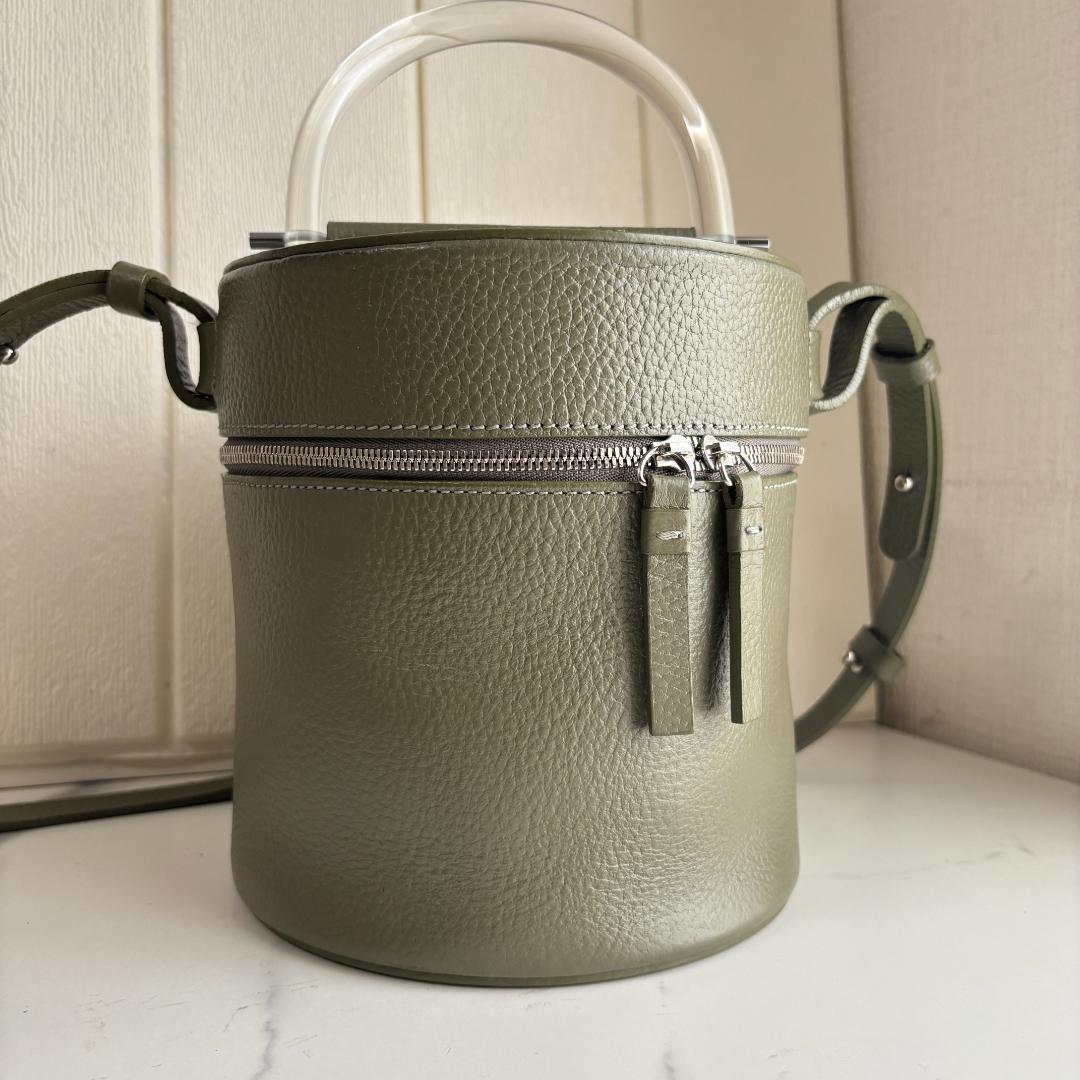 【美品】ビルディングブロック 2wayショルダーバッグ　ドラム　カーキ　　本革