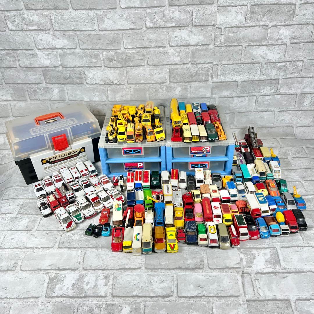 トミカ ミニカー まとめ売り ポリスボックス付き