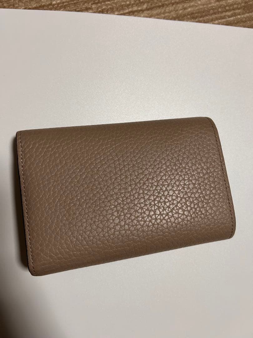 LOUIS VUITTON ポルトフォイユ　カプシーヌコンパクト　三つ折り財布