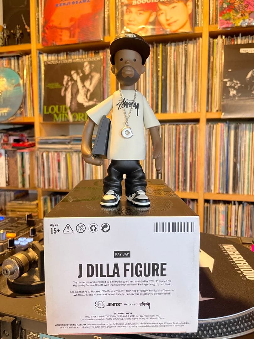 J DILLA × STUSSY(白） フィギュア 2体セット
