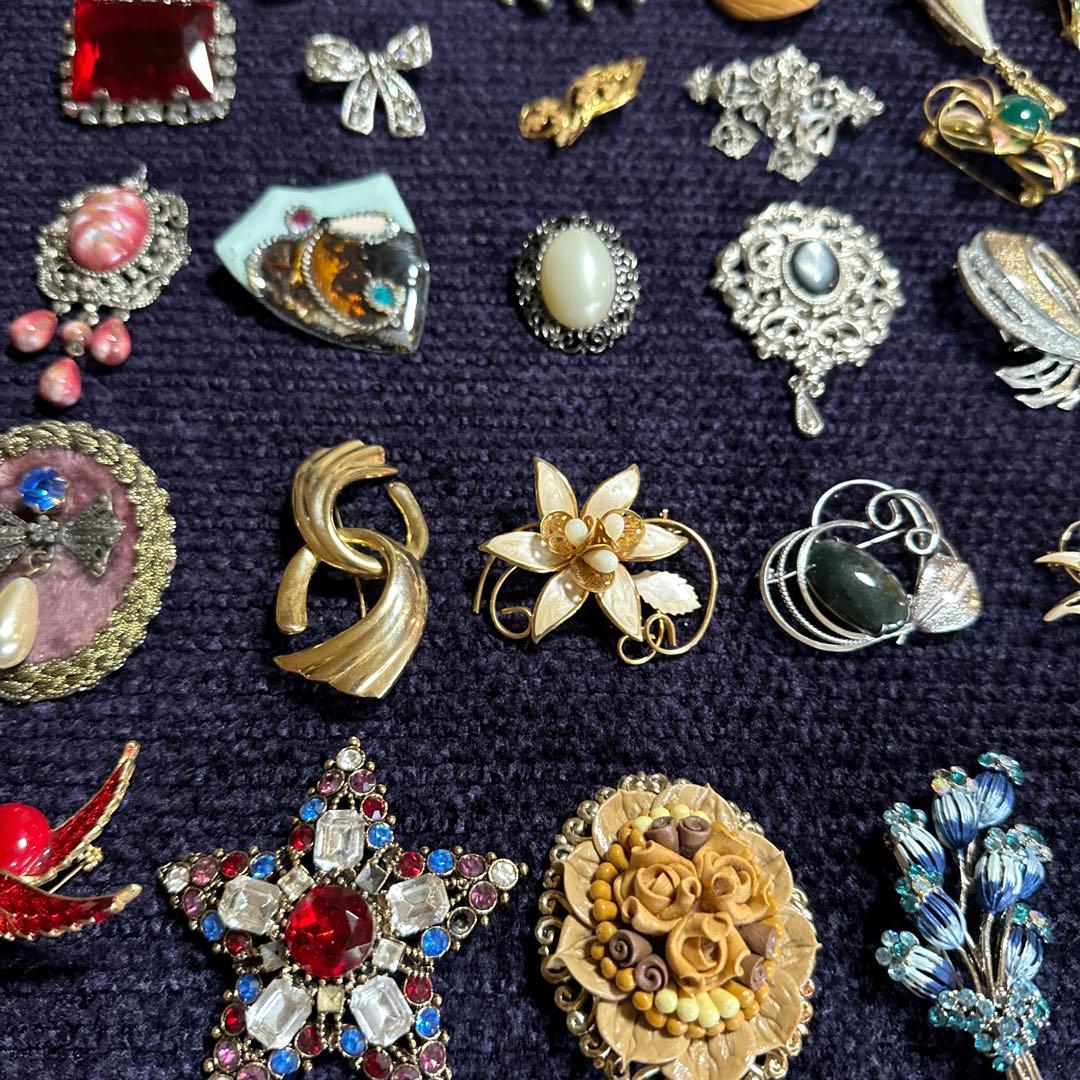 【vintage】ブローチ　大量　130点以上　まとめ売り