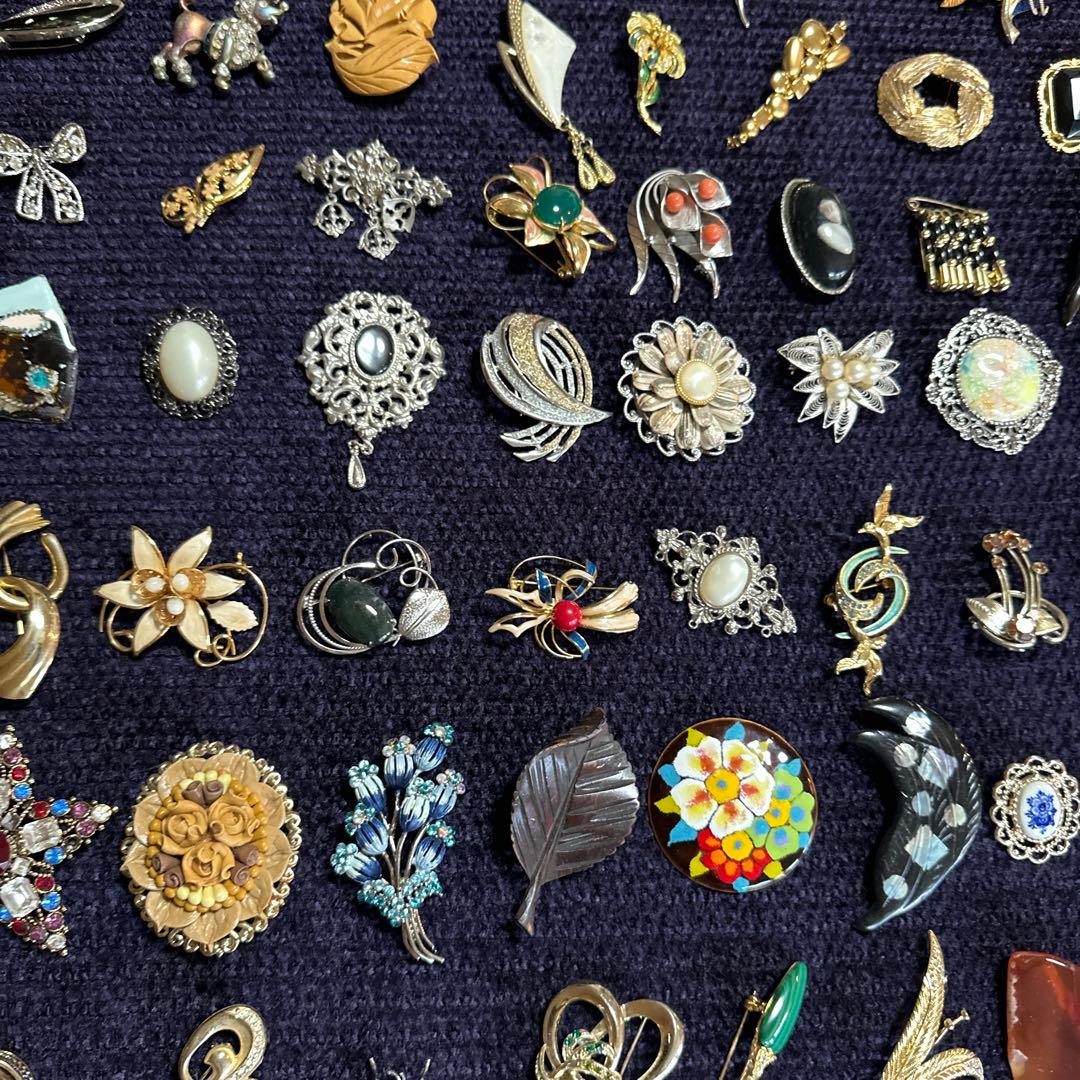 【vintage】ブローチ　大量　130点以上　まとめ売り