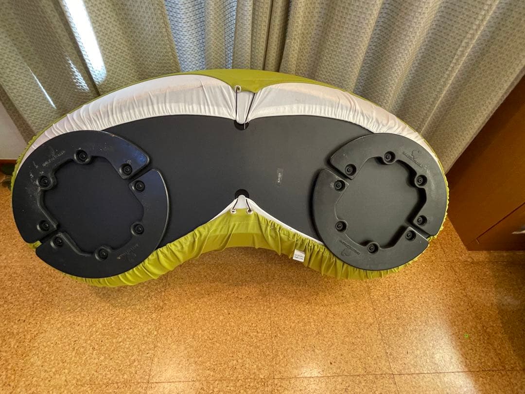 タトビーン　バレリイタリア　スツール