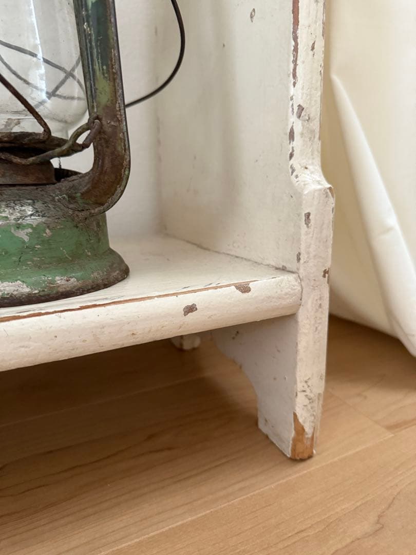 【英国直輸入】アンティーク ホワイト木製シェルフ