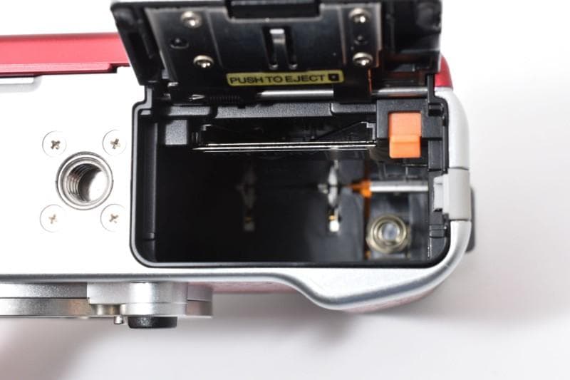 Fujifilm X-A1 ミラーレスデジタルカメラ（付属品あり）