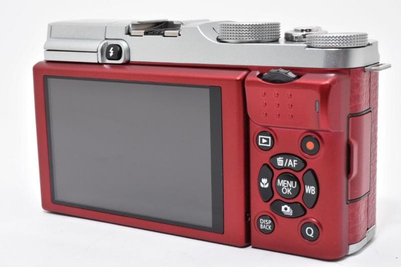 Fujifilm X-A1 ミラーレスデジタルカメラ（付属品あり）