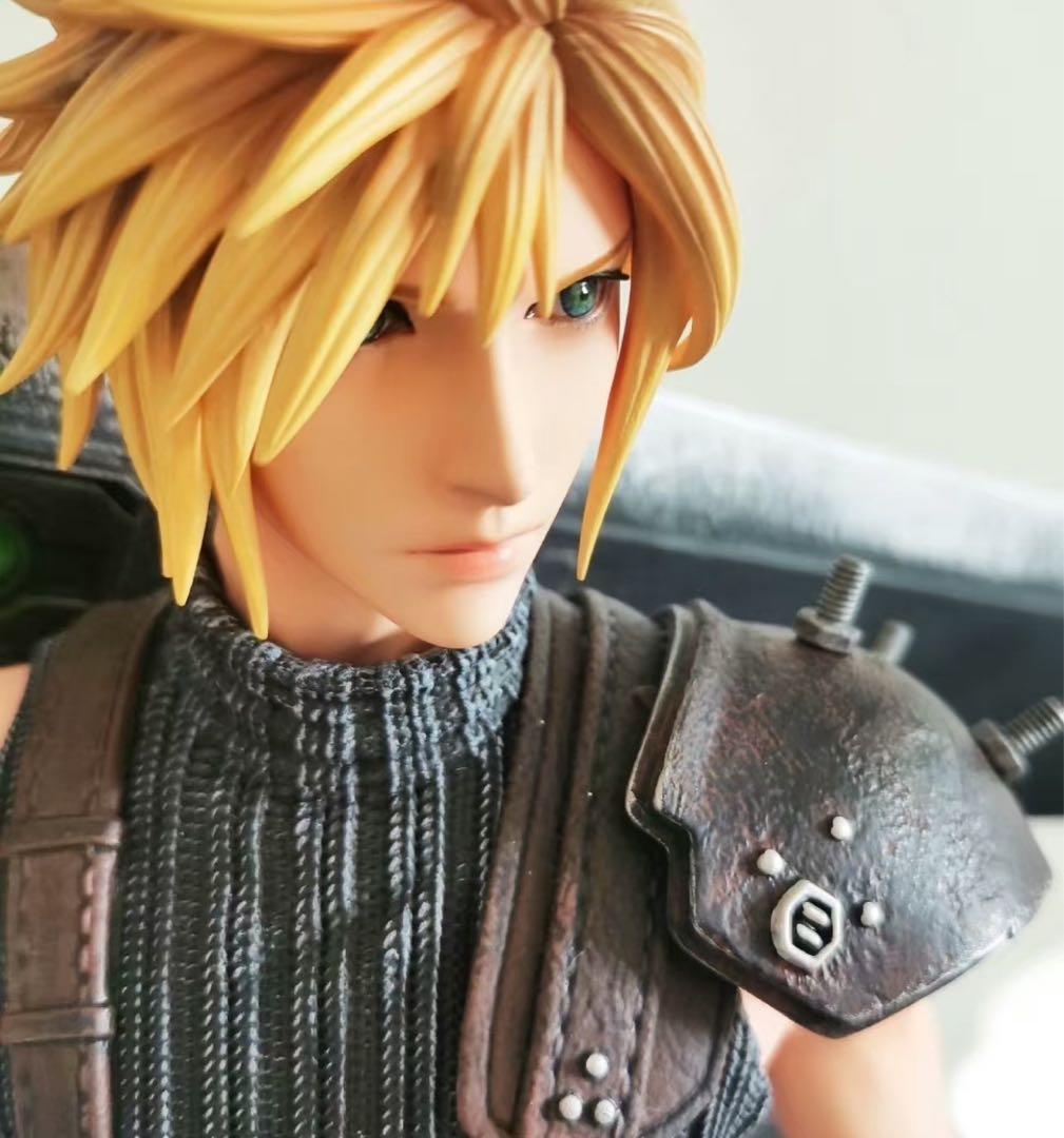 【ファイナルファンタジー7】クラウド ガレージキット特大フィギュア cloud