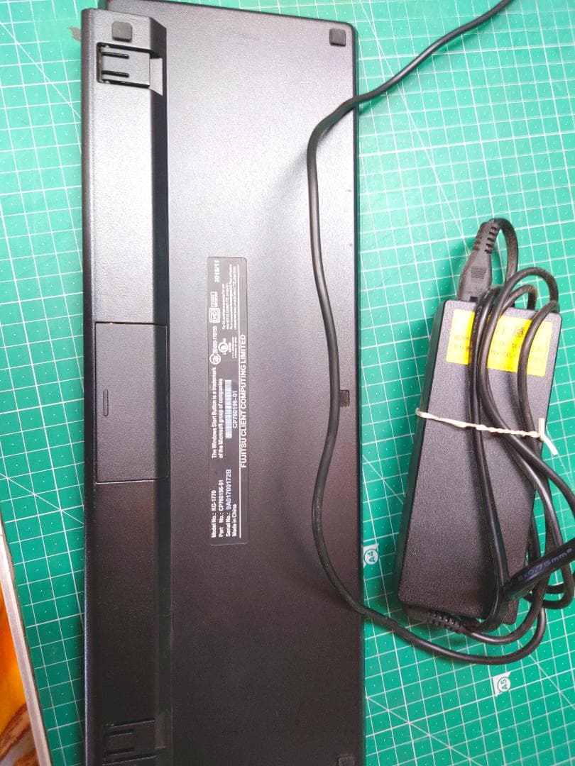 た*ん様 富士通パソコンESPRIMO WF2/C3 FMVWC3F2U