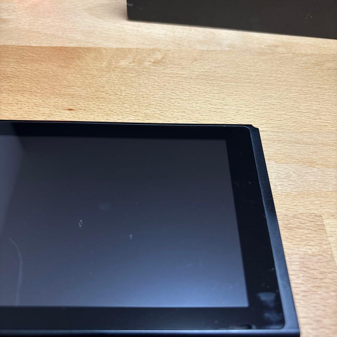 nintendo switch 本体　画面傷あり　ニンテンドースイッチ