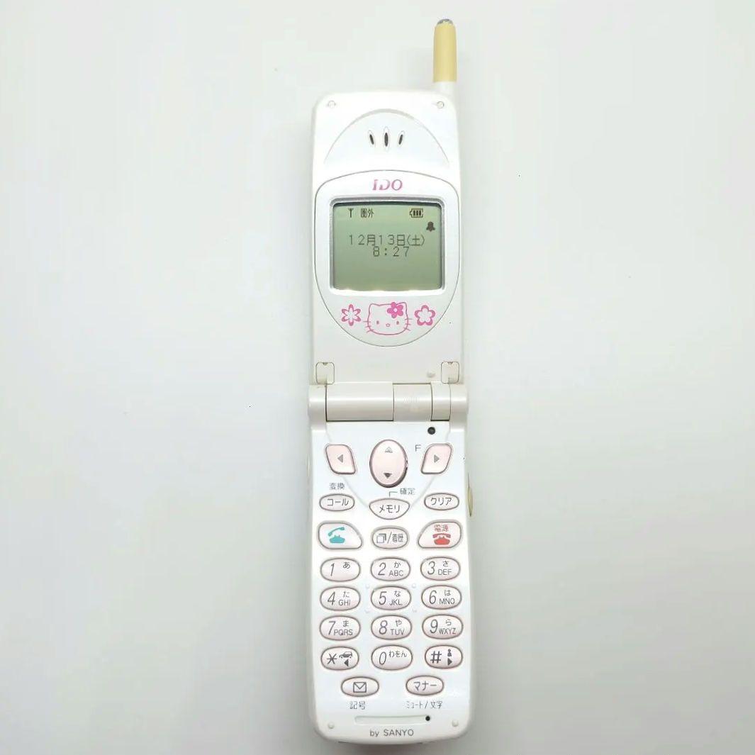 ハローキティ IDO ガラケー C106ST