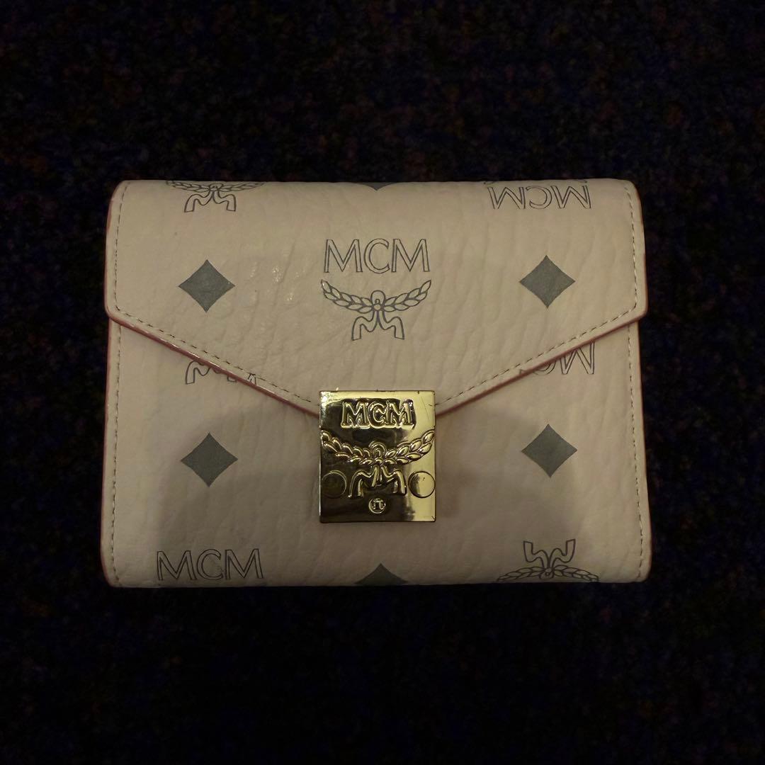 MCM ピンク 三つ折り財布