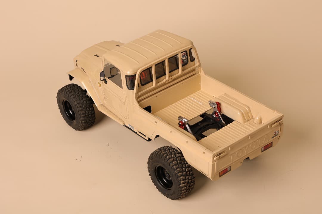 トラクサス TRX4 ランクル40ピックアップ仕様