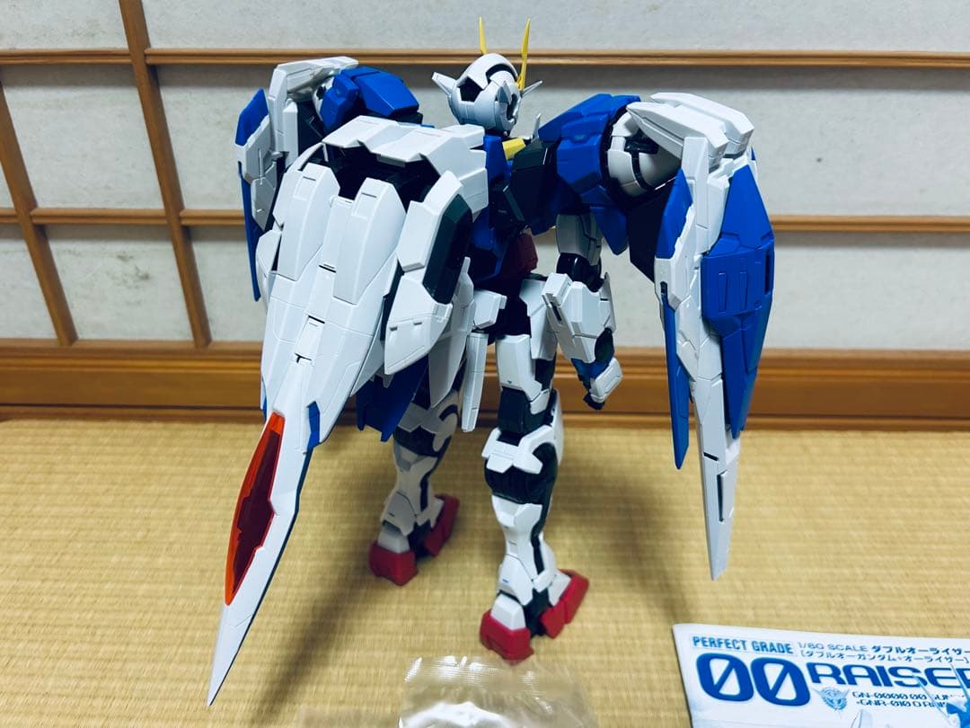 pg ダブルオーライザー 完成組立済