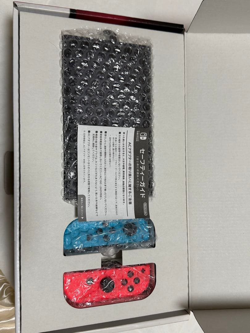 【完品＋おまけ付】 Nintendo Switch 本体