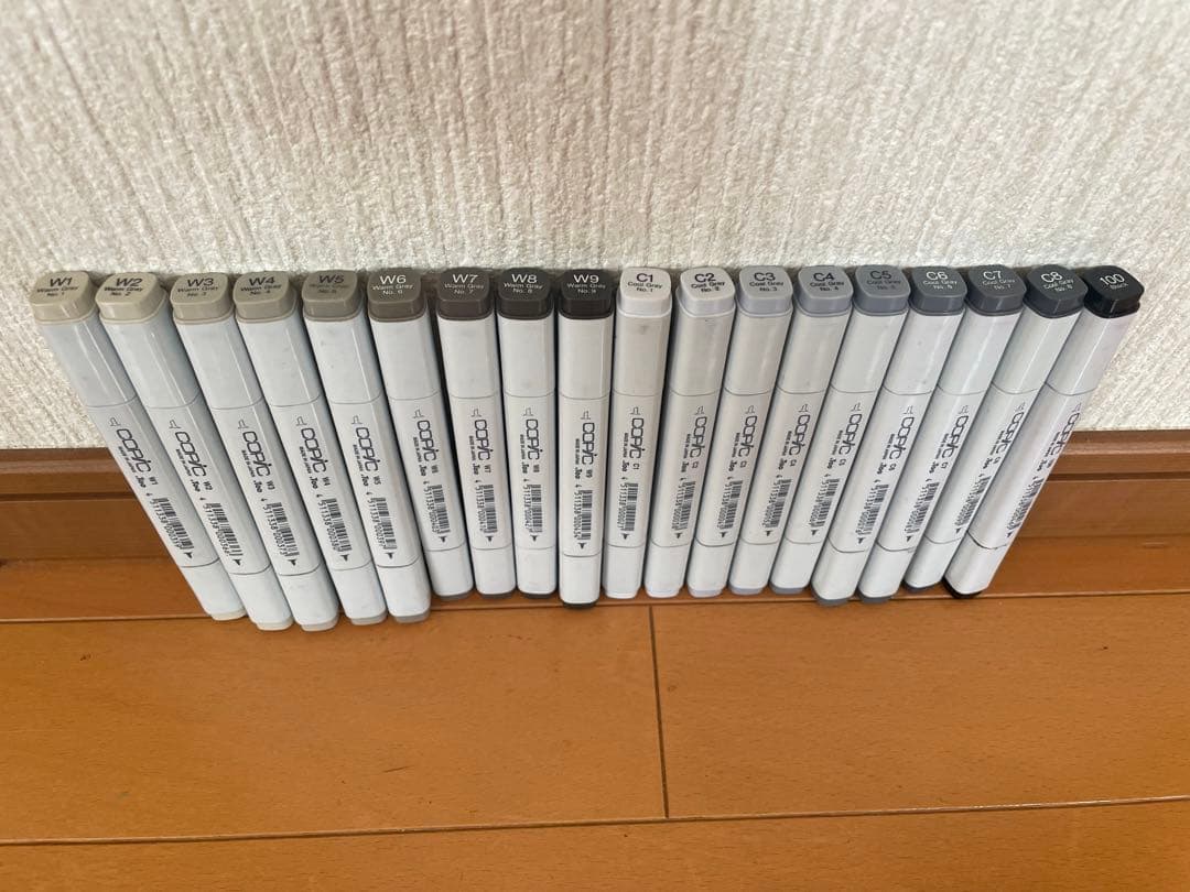 コピックバリオスインク18本とコピック18本