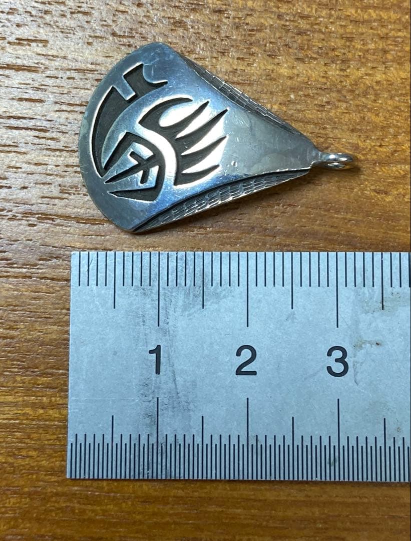 ホピ族 シルバーペンダントトップ ベアハンド柄 中古品 インディアンジュエリー