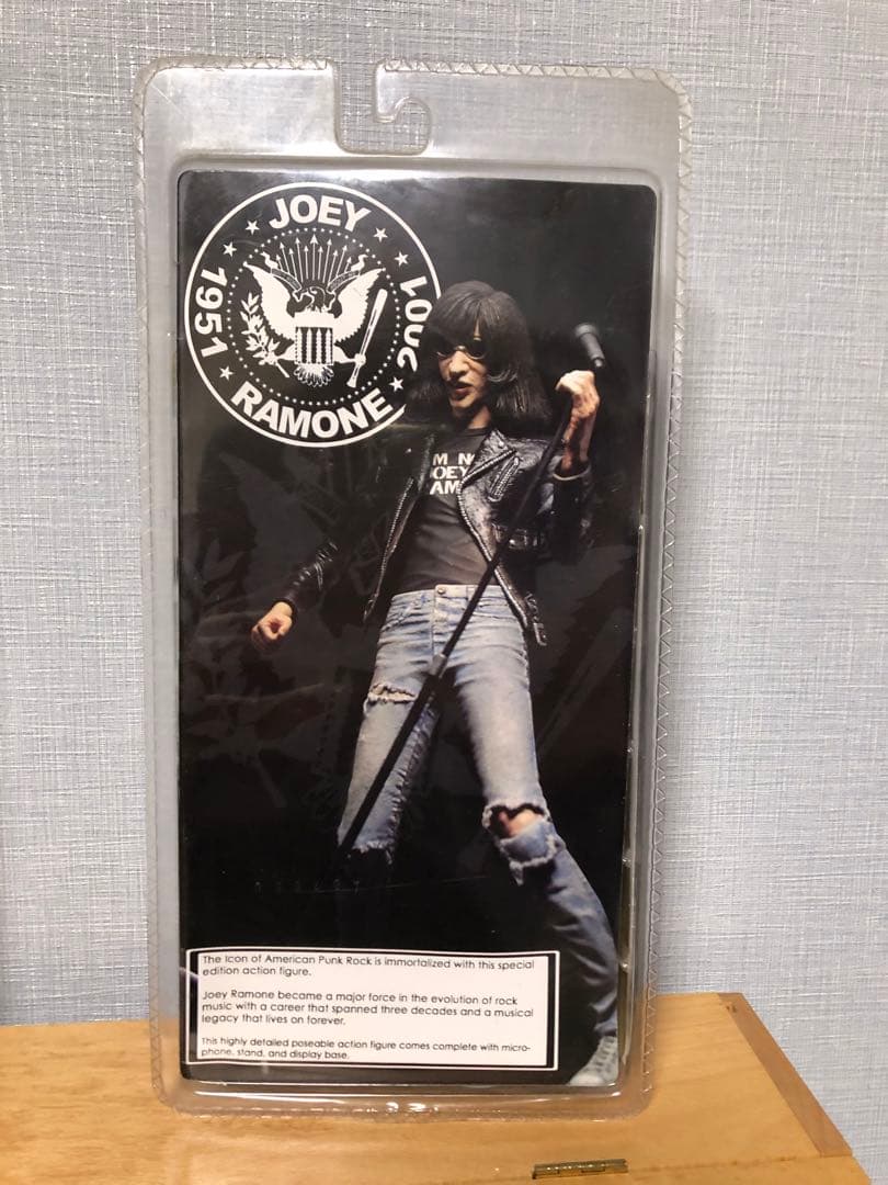 neca Iggy Pop &RAMONESフィギュアセット