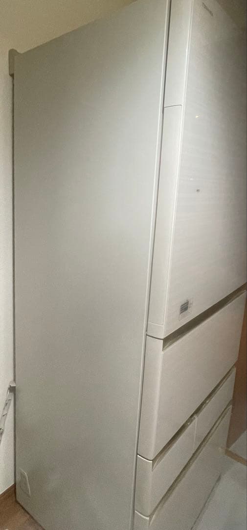 【値下げ】東芝 GR-M470GW (ZC) 冷蔵庫 家族用5ドア