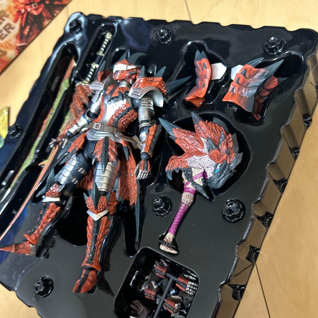 【即購入ok!!】モンスターハンター4 レウスシリーズ装備ハンター (剣士)